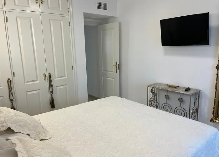 Carvajal Casa Tucan * Fuengirola